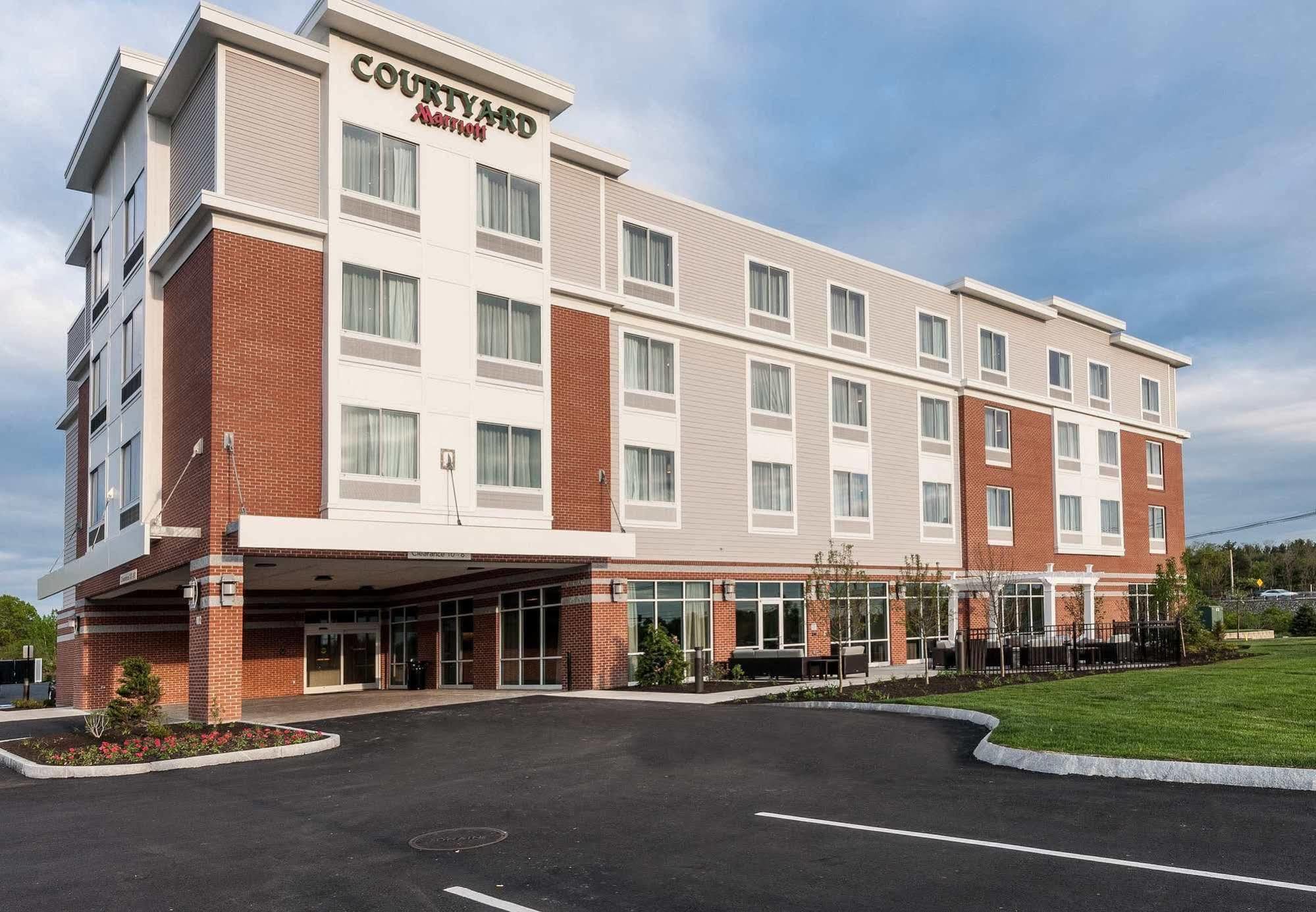 Courtyard By Marriott Boston Littleton Hotel Exterior foto