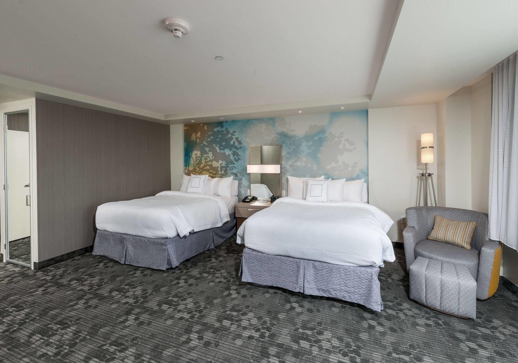 Courtyard By Marriott Boston Littleton Hotel Exterior foto